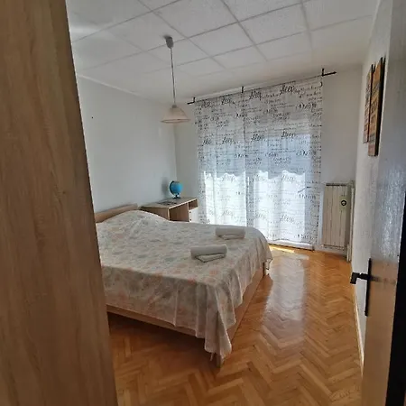 Piko Apartment